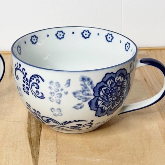 Yokohama Stufio Hand Painted Large Mugs Blue Floral Print Set of 2 - Picture 4 of 11